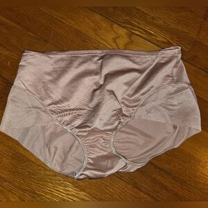 Vintage Wacoal High-Waist Shaping Briefs